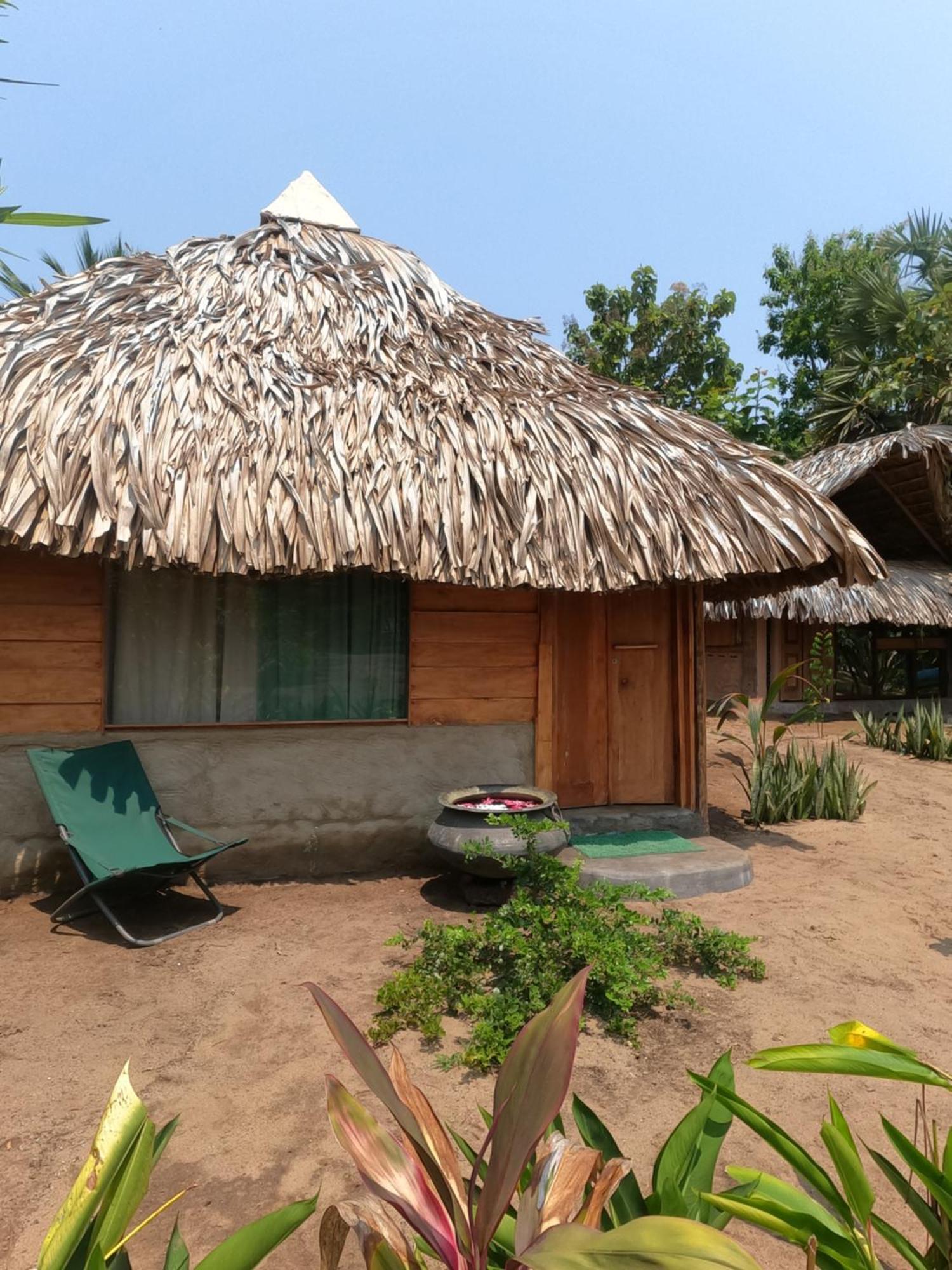Monsoon Eco Resort - Whisky Point Arugambay Pottuvil Pokoj fotografie