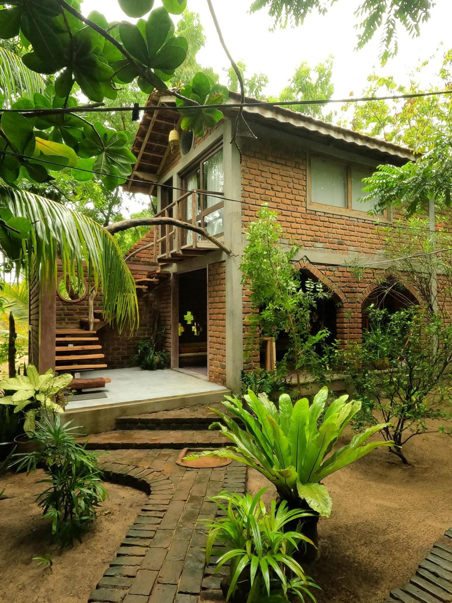 Monsoon Eco Resort - Whisky Point Arugambay Pottuvil Pokoj fotografie